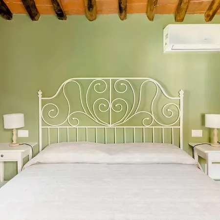 Casal Delle Rondini Feriehus *