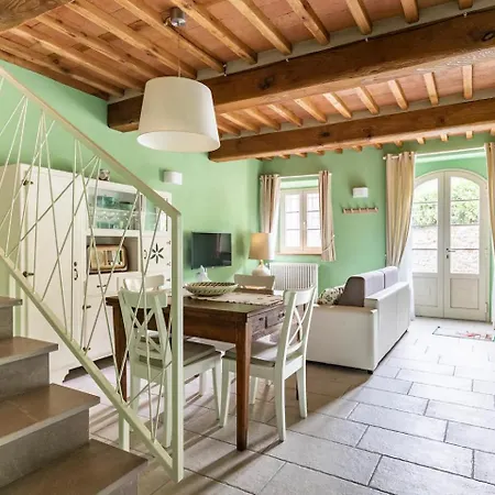 Feriehus Casal Delle Rondini Lucca