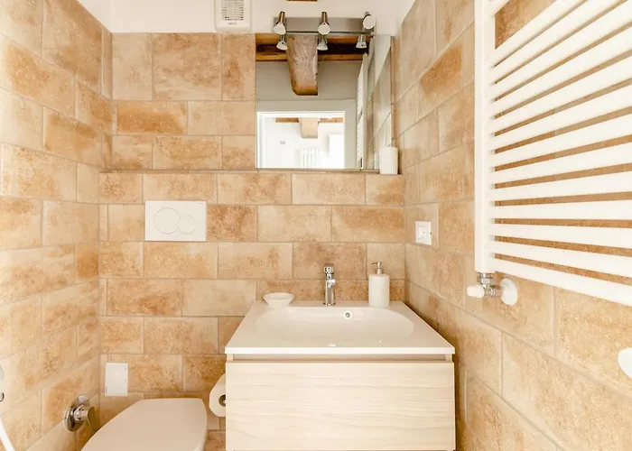 בית נופש Casal Delle Rondini *