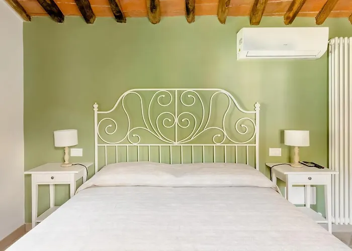 Casal Delle Rondini בית נופש *